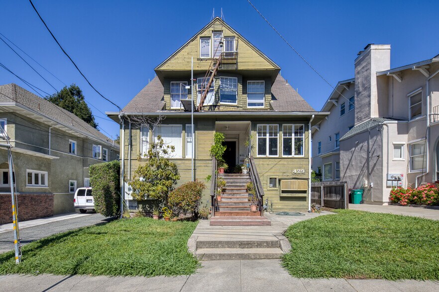 429 Vernon St, Oakland, CA à vendre - Photo de l’immeuble – Image 2 sur 14