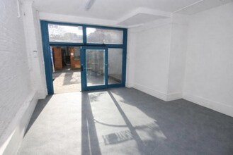 40 Grantham St, Lincoln à louer Photo intérieure– Image 2 sur 2