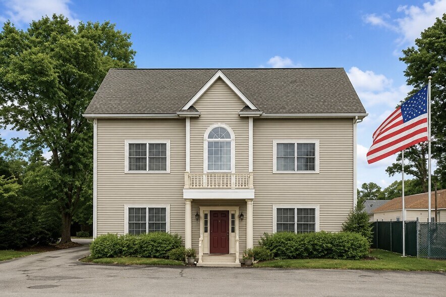 828 Lynn Fells Pky, Melrose, MA à louer - Photo de l’immeuble – Image 1 sur 41