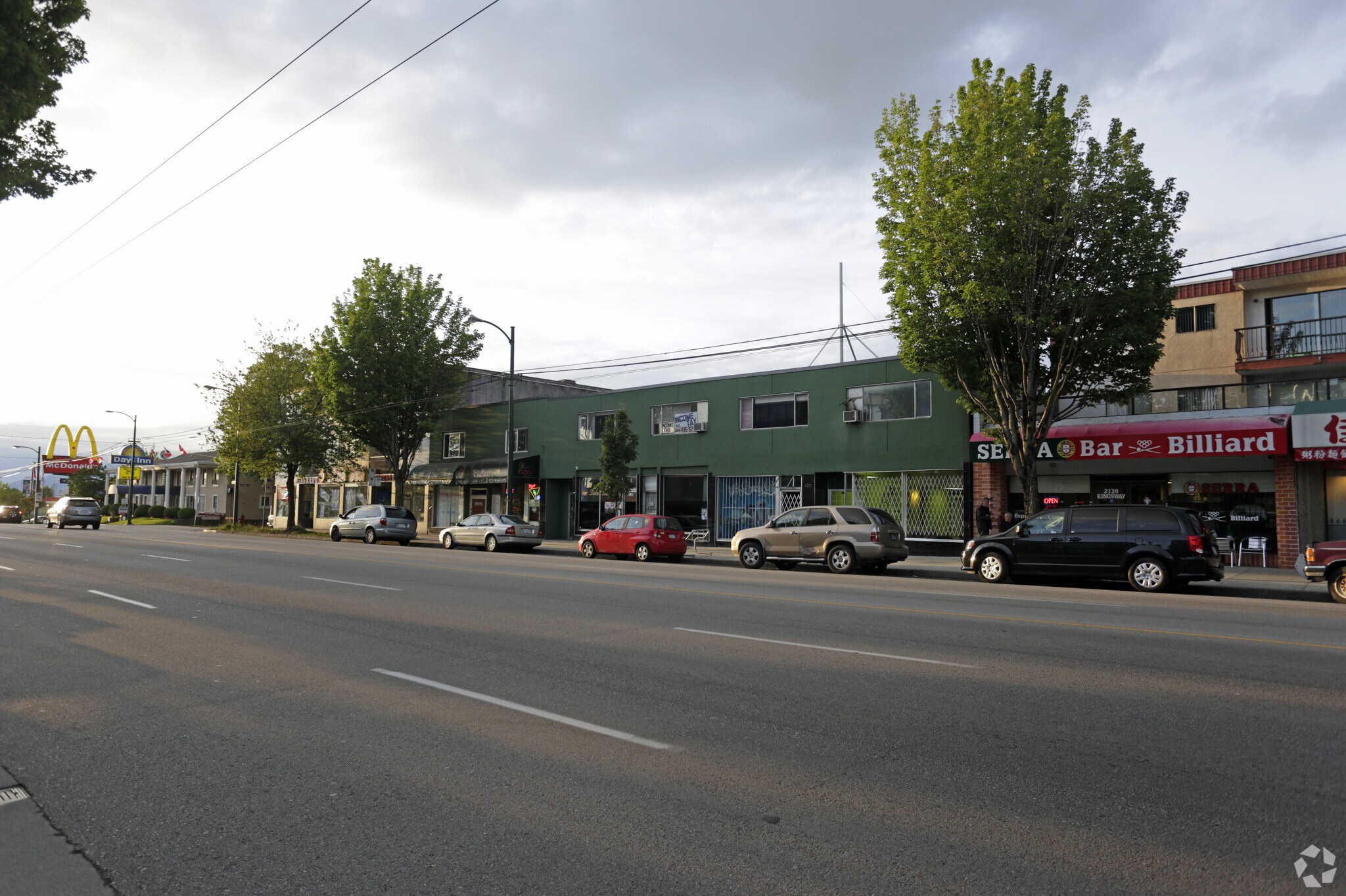 2117-2121 KINGSWAY WAY portefeuille de 2 biens à vendre sur LoopNet.fr Photo principale– Image 1 sur 3