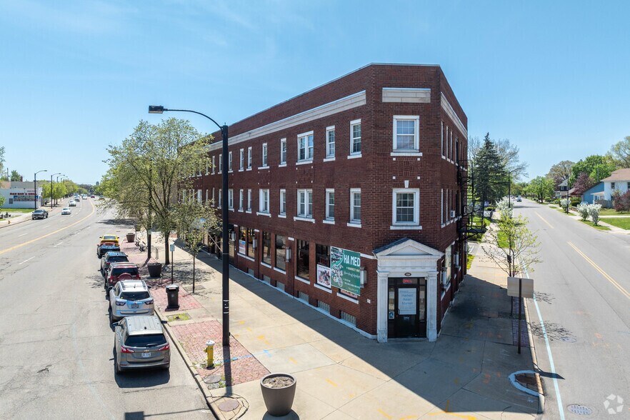 788-798 N Main St, Akron, OH à vendre - Photo principale – Image 1 sur 5