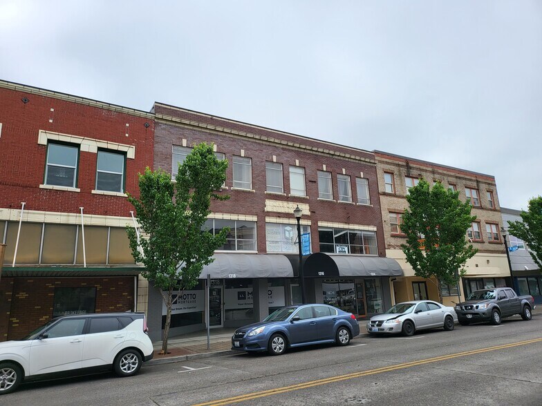 1316 Commerce Ave, Longview, WA à louer - Photo de l’immeuble – Image 2 sur 6