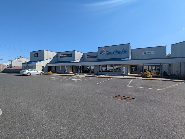 93-95 S West End Blvd, Quakertown, PA à louer - Photo de l’immeuble – Image 2 sur 3