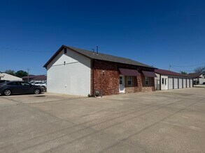 405 N Union St, Council Grove, KS à louer Photo de l’immeuble– Image 1 sur 5