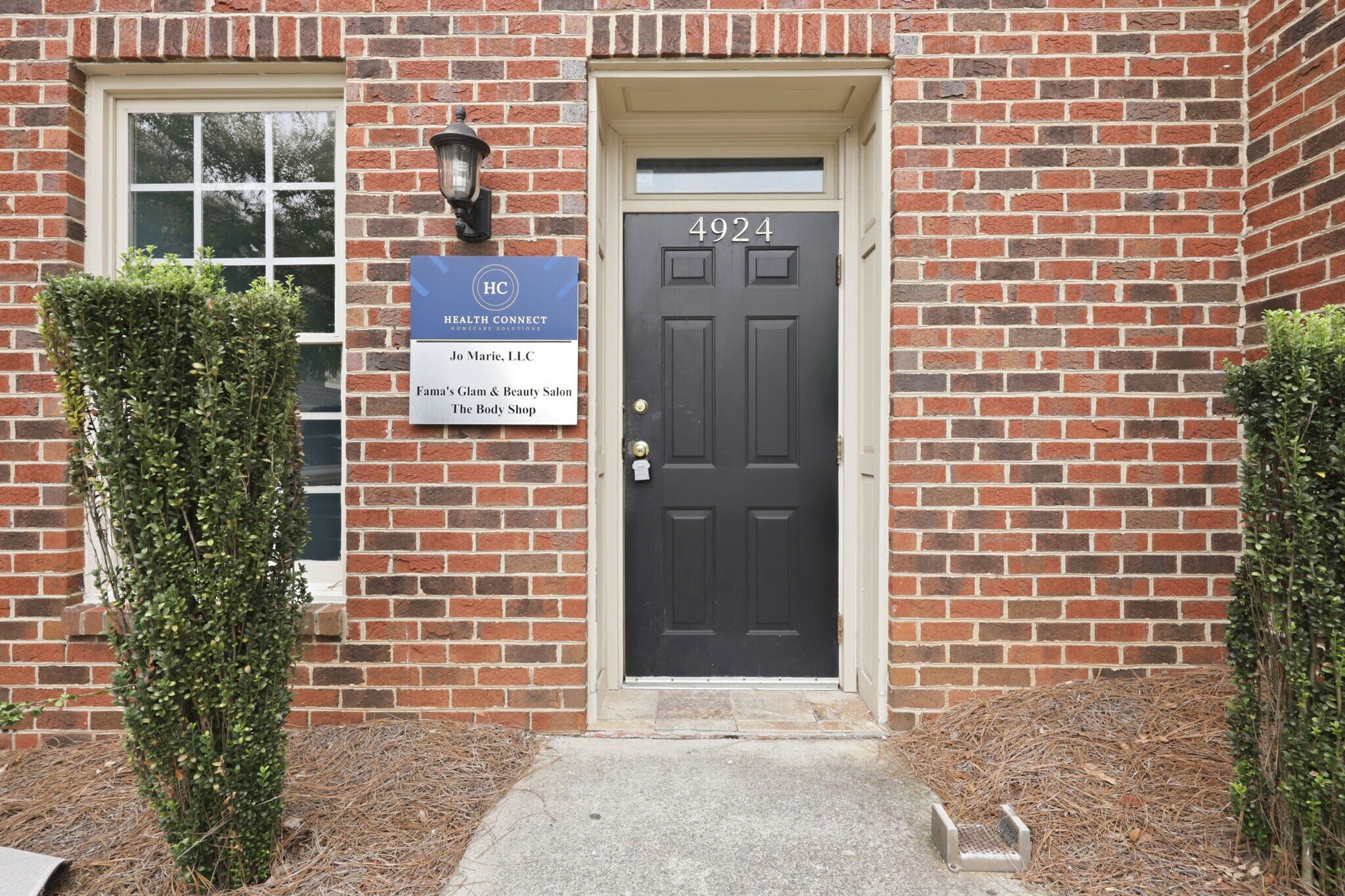 4924 Windy Hill Dr, Raleigh, NC à louer Photo de l’immeuble– Image 1 sur 17