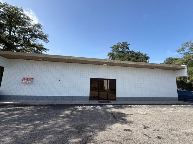 1412 Savannah Hwy, Charleston, SC à louer - Photo de l’immeuble – Image 2 sur 7
