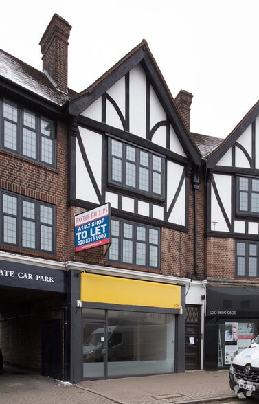 115-131 High St, Beckenham à vendre - Photo de l’immeuble – Image 2 sur 5