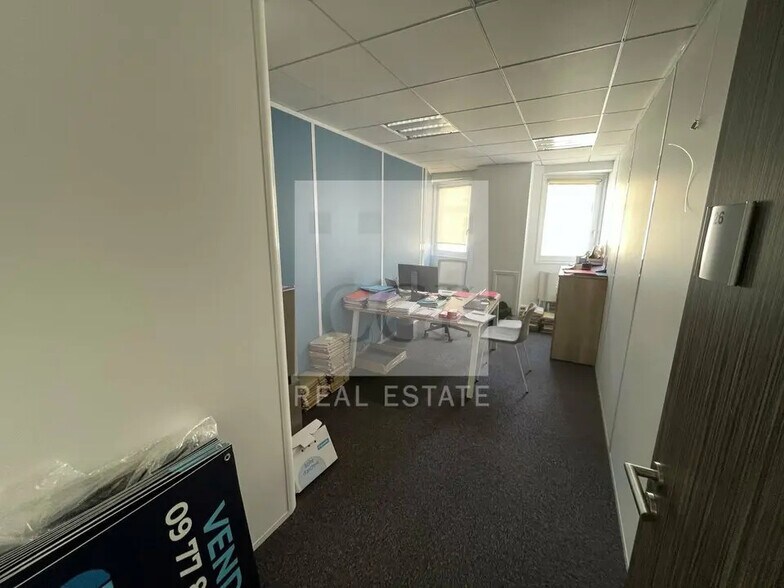 Bureau dans Lyon à louer - Photo de l’immeuble – Image 2 sur 8