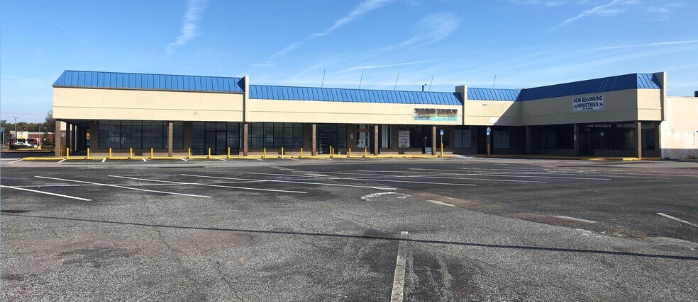 11323-11333 N Nebraska Ave, Tampa, FL à louer - Photo principale – Image 1 sur 1