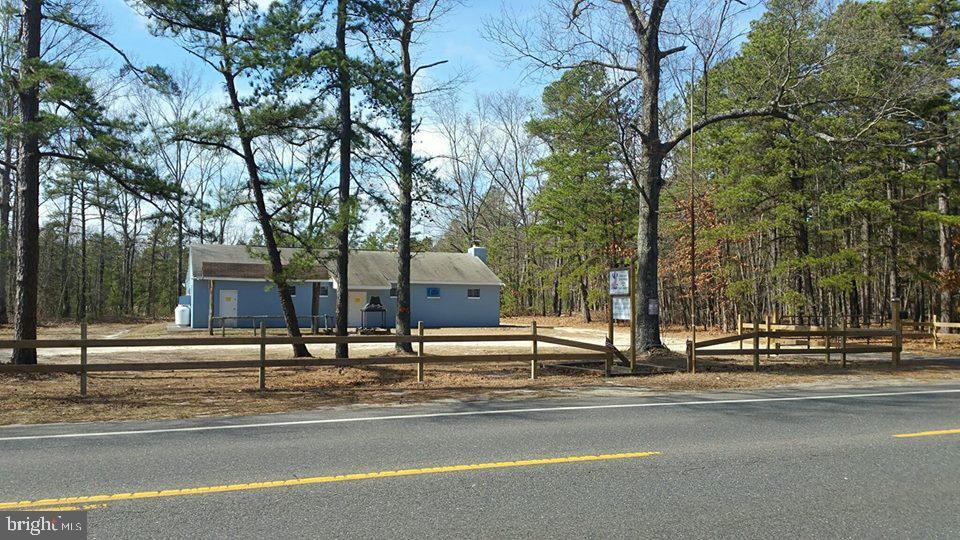 200 County Road 539, Whiting, NJ à vendre - Photo principale – Image 1 sur 13