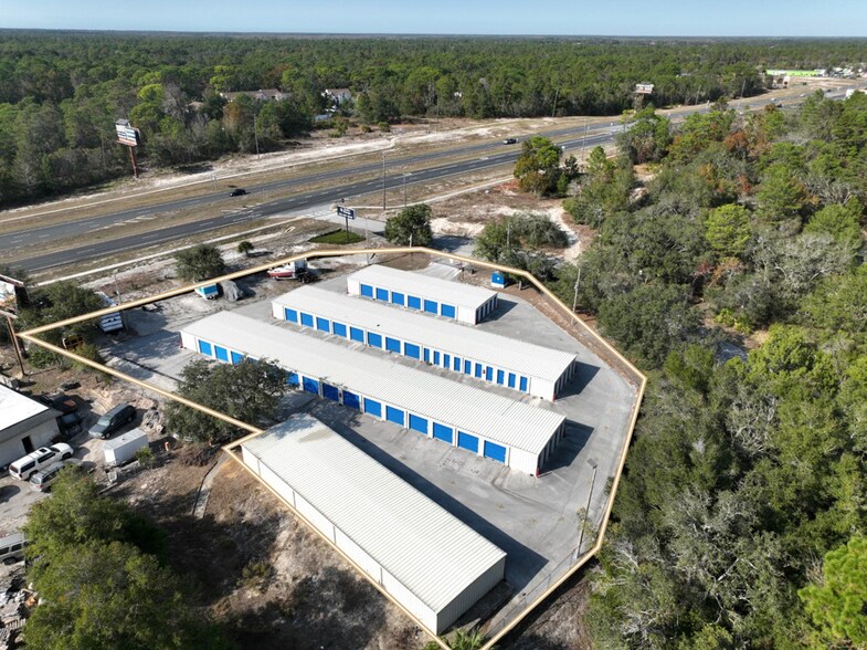 9832 Osceola Dr, Spring Hill, FL à vendre - Photo de l’immeuble – Image 2 sur 11