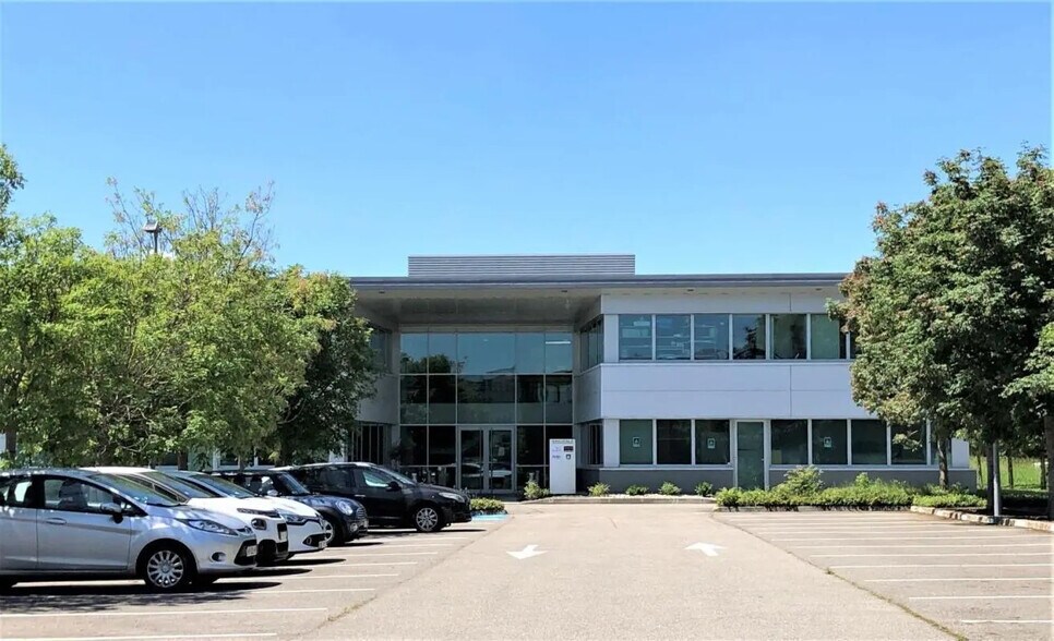 Bureau dans Labège à louer - Photo de l’immeuble – Image 1 sur 8