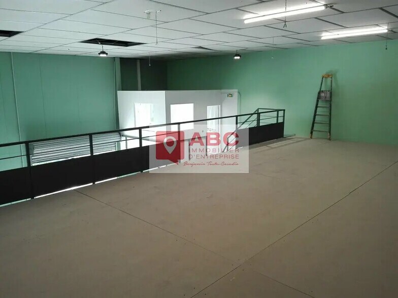 Local d’activités dans Vendargues à louer - Photo intérieure – Image 2 sur 6