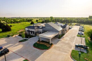 Plus de détails pour 2020 N Kelly Ave, Edmond, OK - Local commercial à vendre
