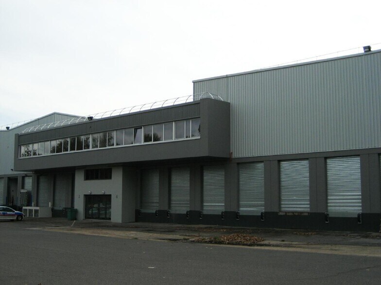 Industriel/Logistique dans Herblay-sur-Seine à louer - Photo de l’immeuble – Image 2 sur 13