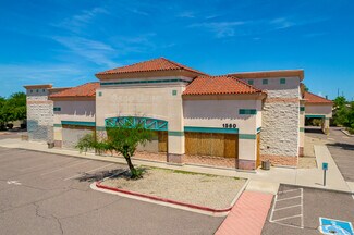 Plus de détails pour 1560 E Elliot Rd, Gilbert, AZ - Local commercial à louer