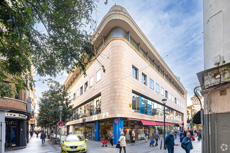 Carrer de Gràcia, 51-53, Sabadell, Barcelona à louer - Photo de l’immeuble – Image 1 sur 5