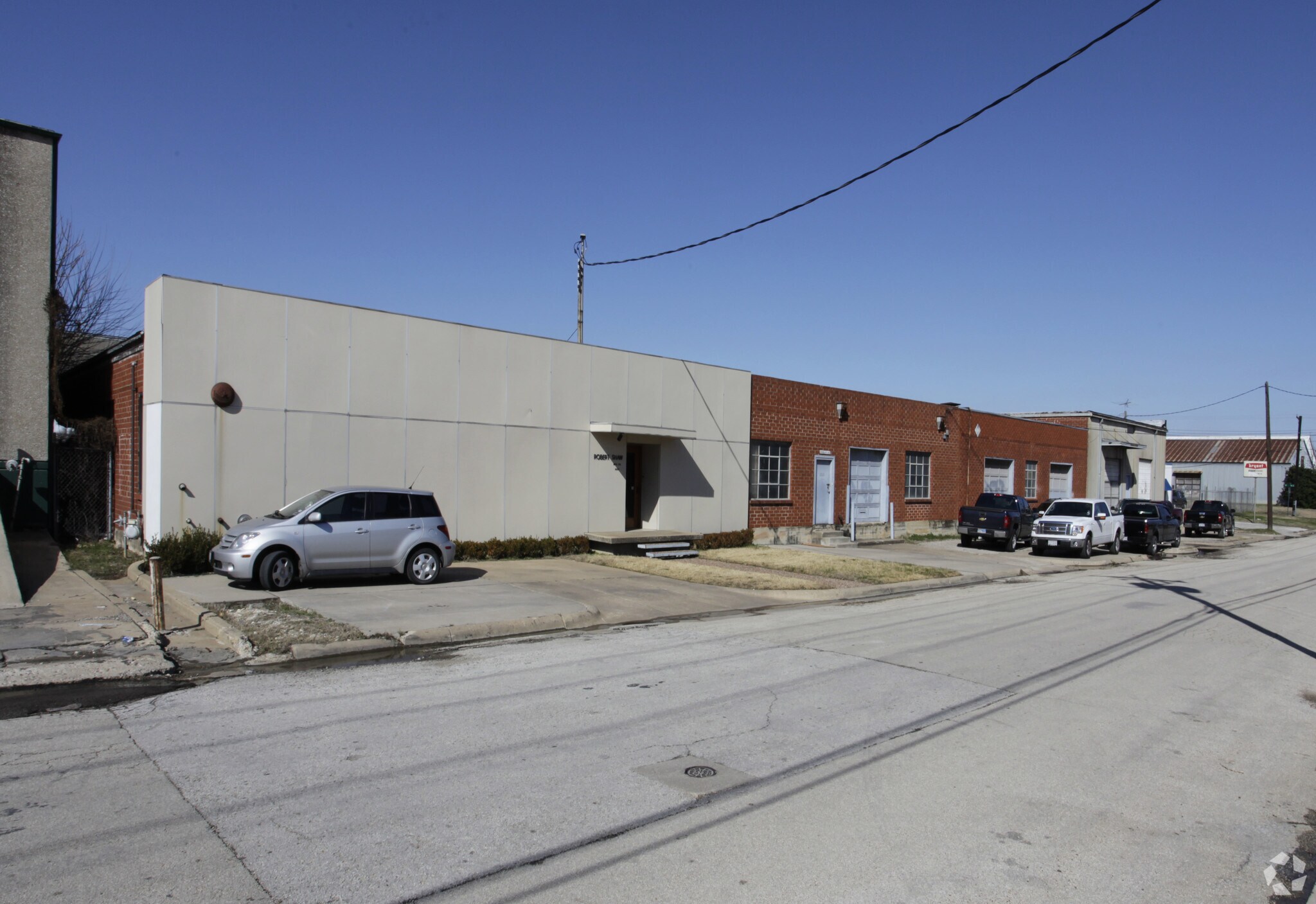 2820 S Bryan Ave, Fort Worth, TX à vendre Photo de l’immeuble– Image 1 sur 4