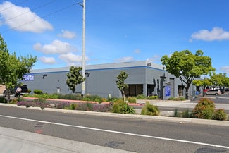 Plus de détails pour 3429 Freedom Park Dr, North Highlands, CA - Local d'activités à louer