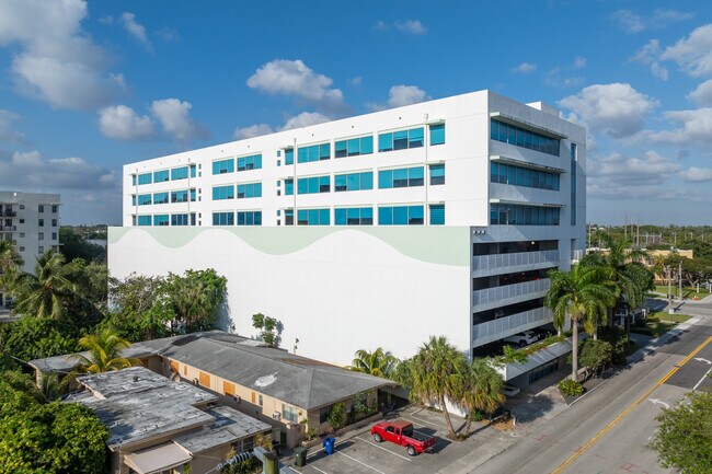 Plus de détails pour 12 SE 7th St, Fort Lauderdale, FL - Bureau, Local commercial à louer