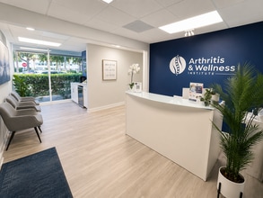 900 NW 13th St, Boca Raton, FL à louer Photo intérieure– Image 1 sur 3