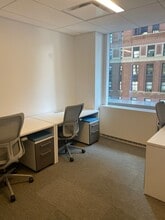 3 Columbus Cir, New York, NY à louer Photo intérieure– Image 2 sur 2