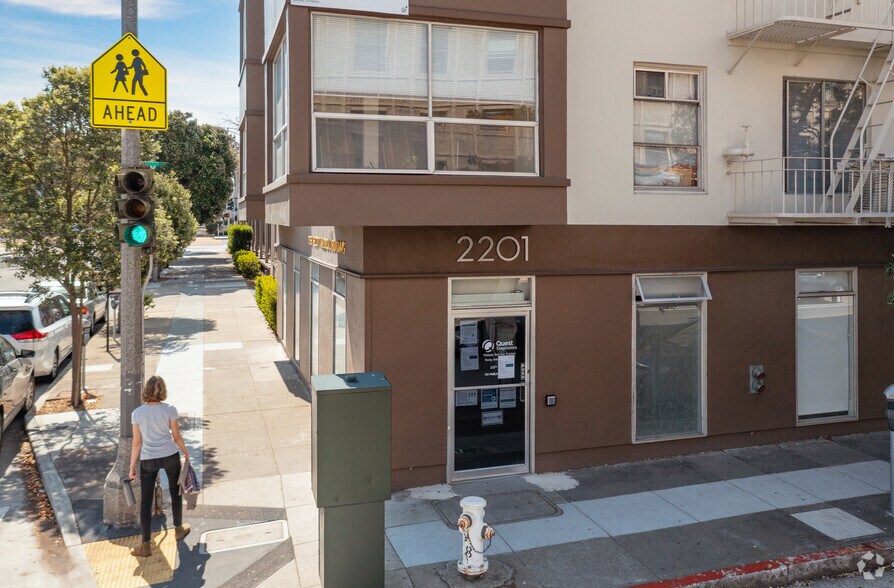 2201-2215 Post St, San Francisco, CA à louer - Photo de l’immeuble – Image 3 sur 6