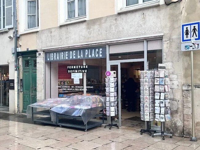 Plus de détails pour 137 Rue Carnot, Mâcon - Local commercial à louer