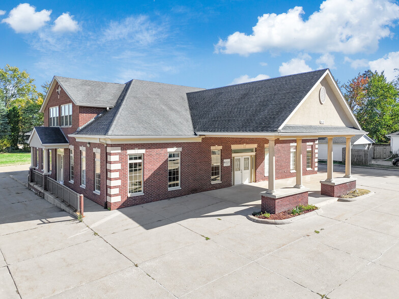 413 S Mississippi, Blue Grass, IA à louer - Photo de l’immeuble – Image 1 sur 2