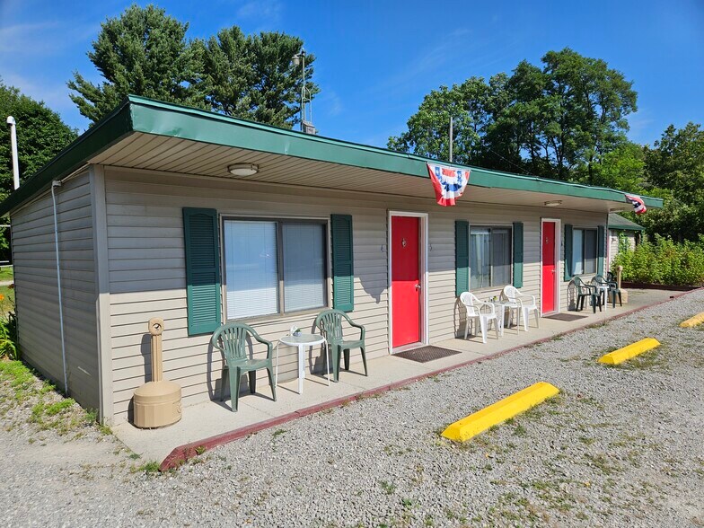 272 S US 23, Harrisville, MI à vendre - Photo de l’immeuble – Image 3 sur 5