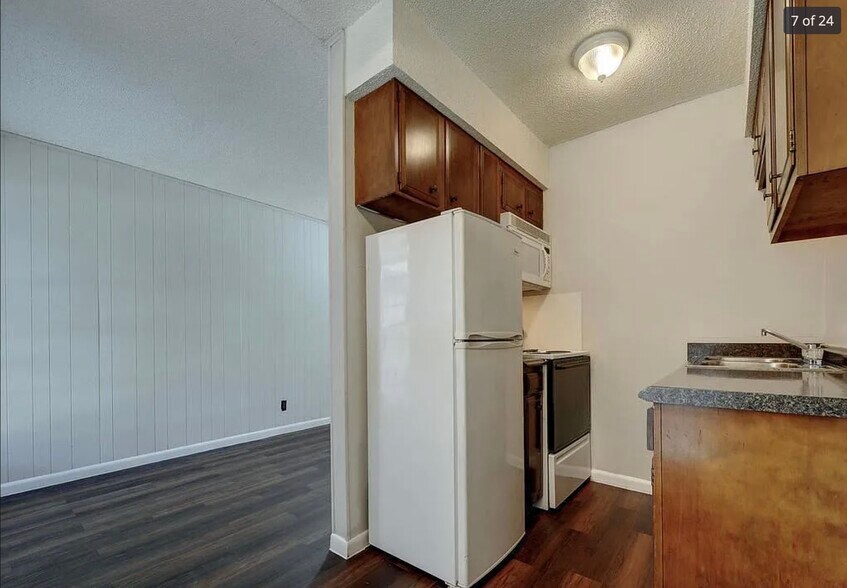 4712 Depew, Austin, TX à vendre - Photo de l’immeuble – Image 3 sur 5