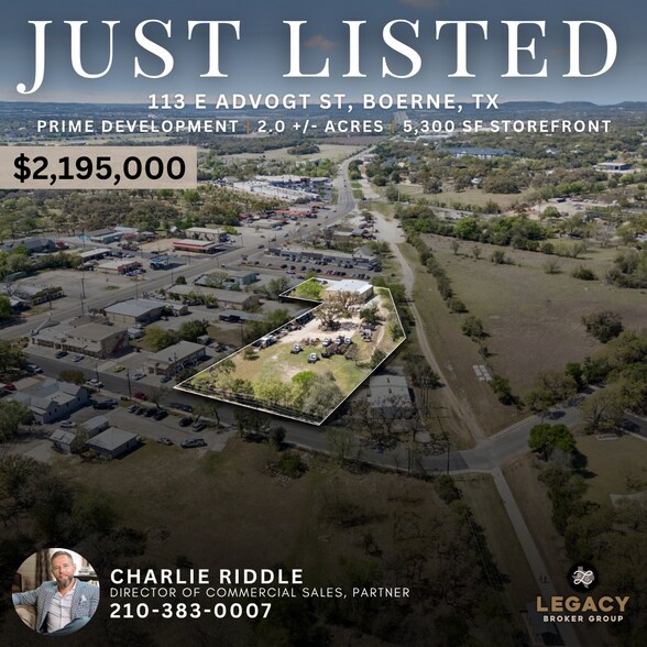 113 E Advogt St, Boerne, TX à vendre - Photo de l’immeuble – Image 2 sur 7