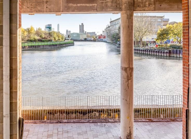 18 Gillender St, Londres à vendre - Autre – Image 3 sur 4