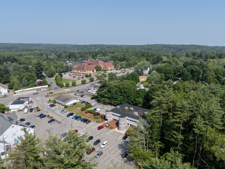 39-43 Birch St, Derry, NH à vendre - Photo de l’immeuble – Image 2 sur 31