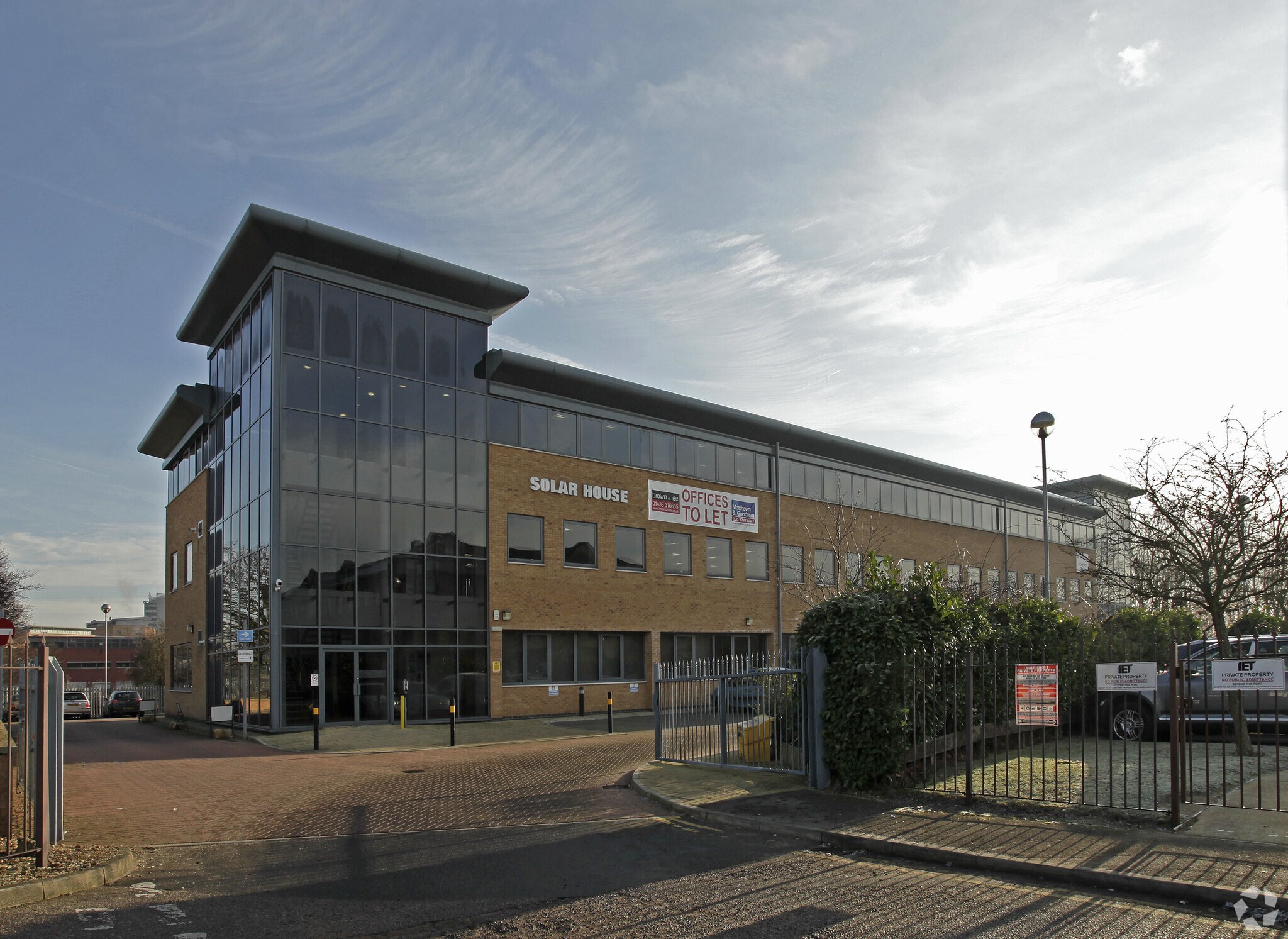 Kings Way, Stevenage à louer Photo principale– Image 1 sur 3