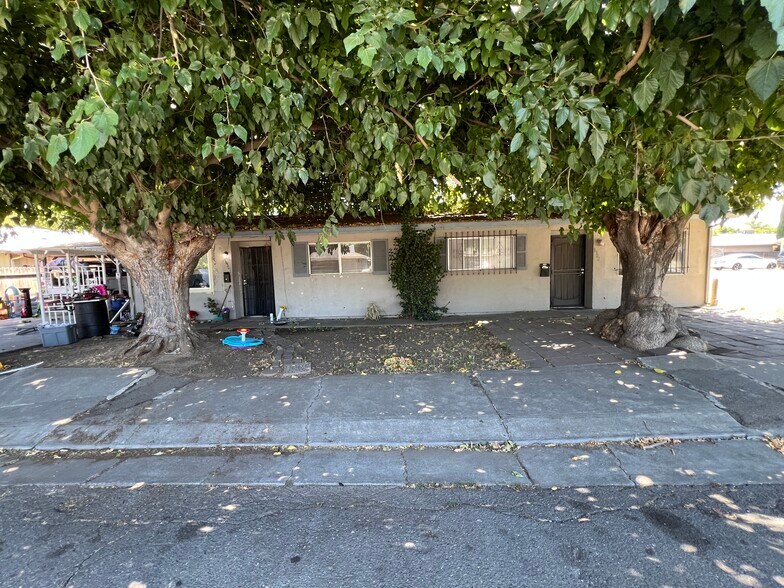 NorCal Multifamily Portfolio portefeuille de 11 biens à vendre sur LoopNet.fr - Photo principale – Image 2 sur 9
