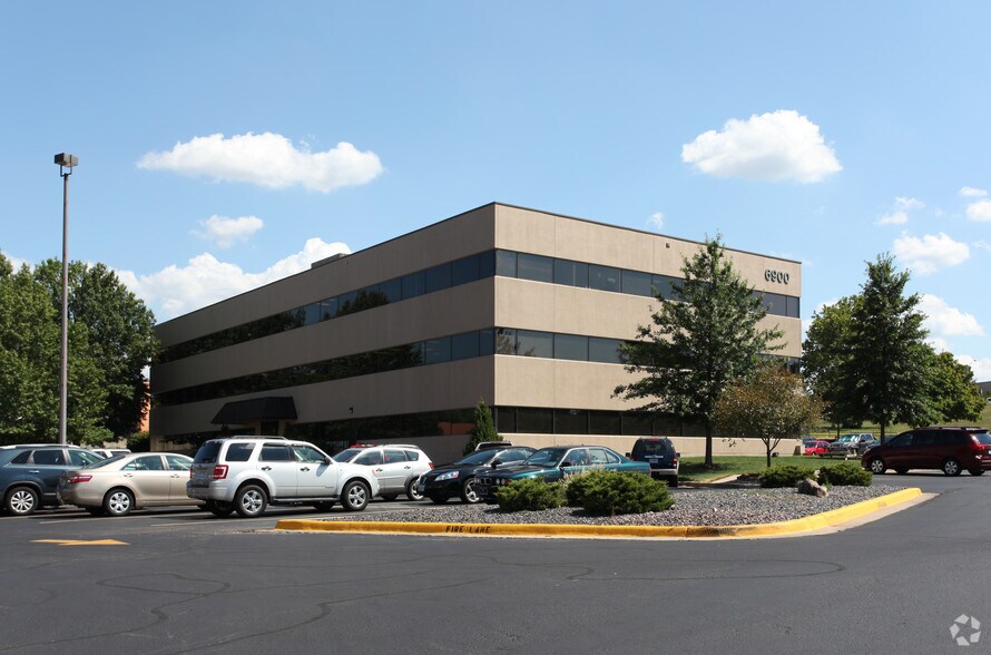 6900 & 6950 Squibb Rd. portefeuille de 2 biens à vendre sur LoopNet.fr - Photo principale – Image 1 sur 2