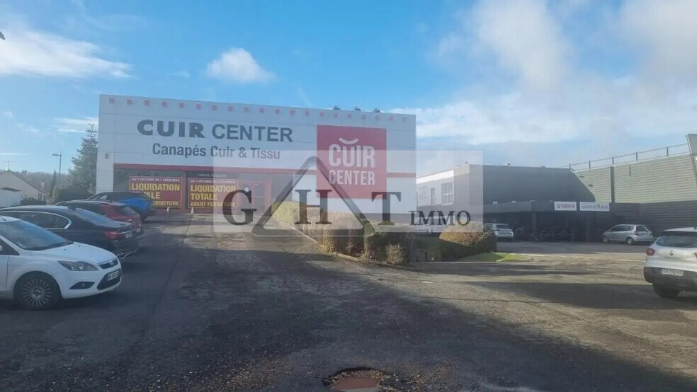 Industriel/Logistique dans La Ville-du-Bois à vendre - Photo de l’immeuble – Image 2 sur 6