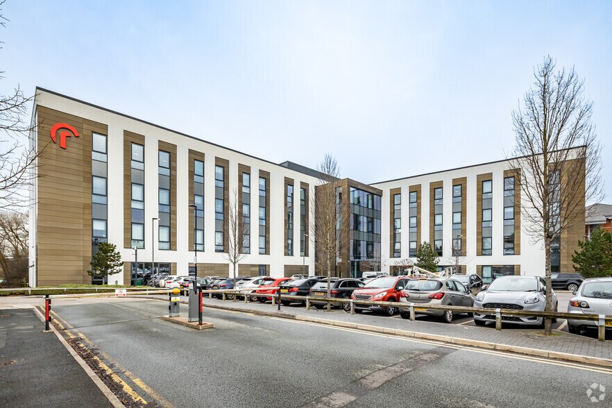 Electra Way, Crewe à vendre - Photo de l’immeuble – Image 1 sur 14