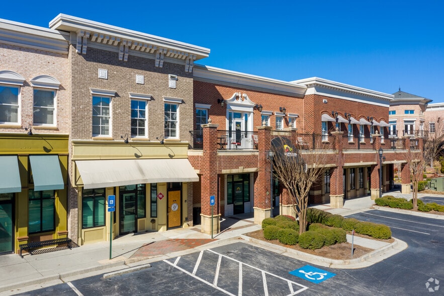 22 Buford Village Way, Buford, GA à louer - Photo de l’immeuble – Image 3 sur 11