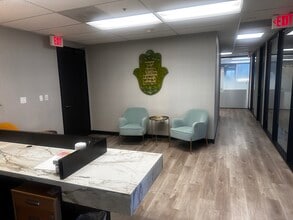 16133 Ventura Blvd, Encino, CA à louer Photo intérieure– Image 2 sur 5