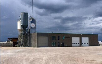Plus de détails pour 61304B Highway 41, Bonnyville, AB - Industriel/Logistique à vendre