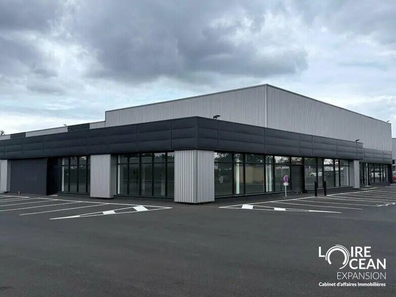 Local commercial dans Angers à louer - Photo de l’immeuble – Image 1 sur 10