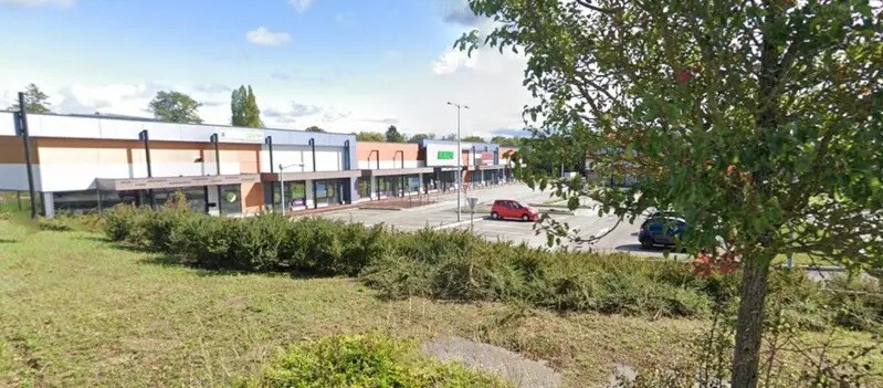 Local commercial dans Choisey à louer - Photo de l’immeuble – Image 3 sur 4