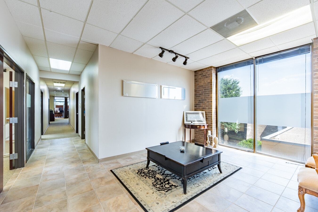 8500 Shoal Creek Blvd, Austin, TX 78757 - Lot 200 - - Photo intérieure - Image 2 of 10