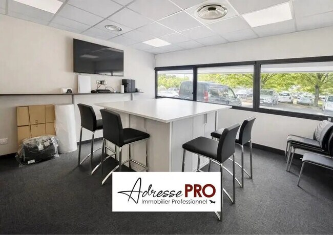 Plus de détails pour Bureau à vendre