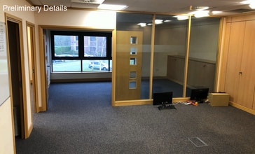 8-10 Queensbridge, Northampton à louer Photo intérieure– Image 1 sur 2