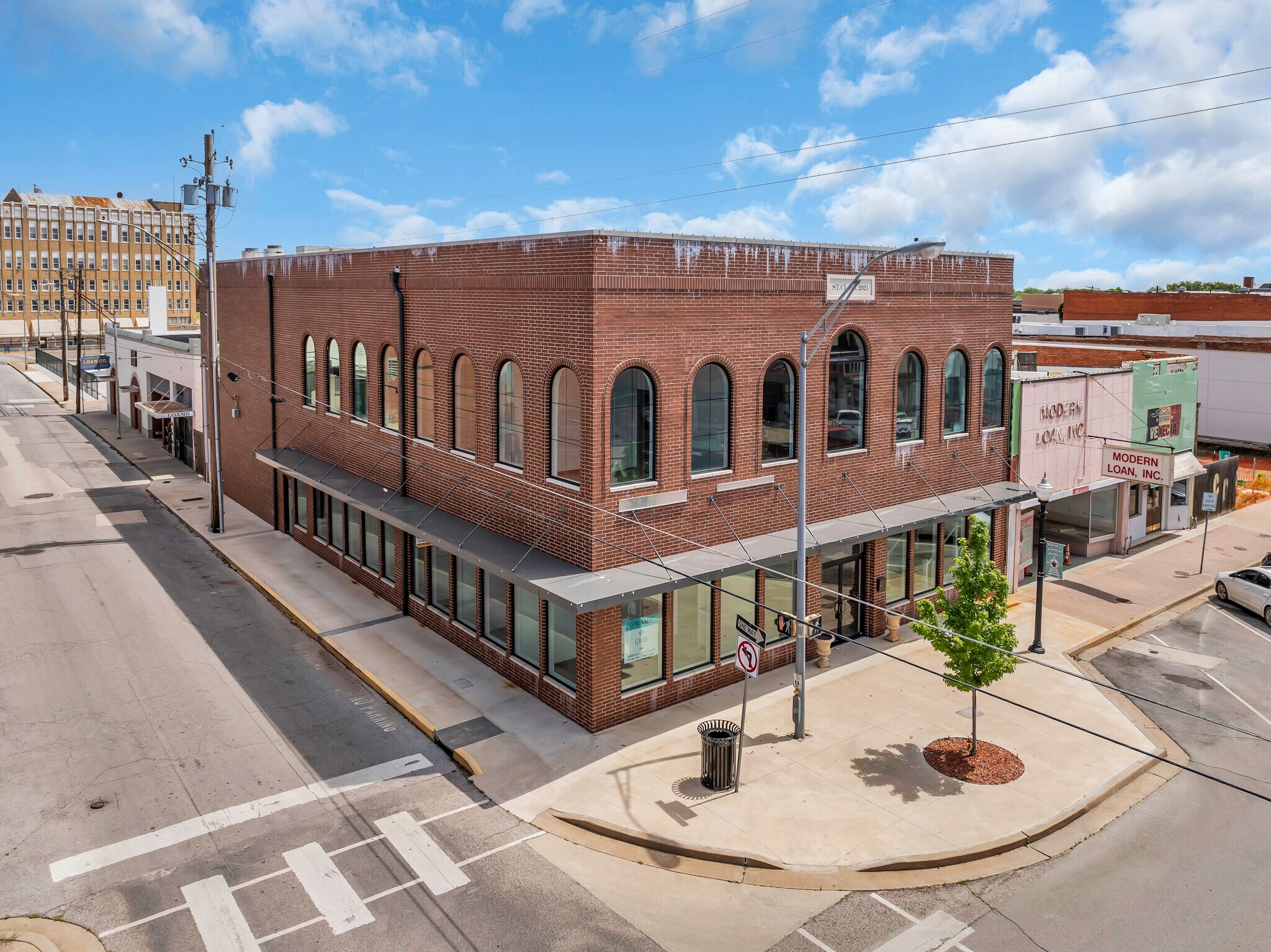 127 W Main St, Ardmore, OK à vendre Photo de l’immeuble– Image 1 sur 33