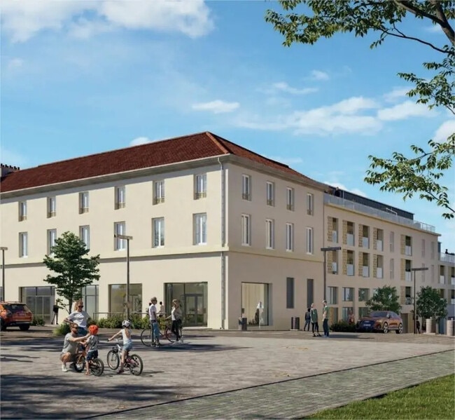 Plus de détails pour 8 Place Napoléon, La Roche-sur-Yon - Local commercial à vendre