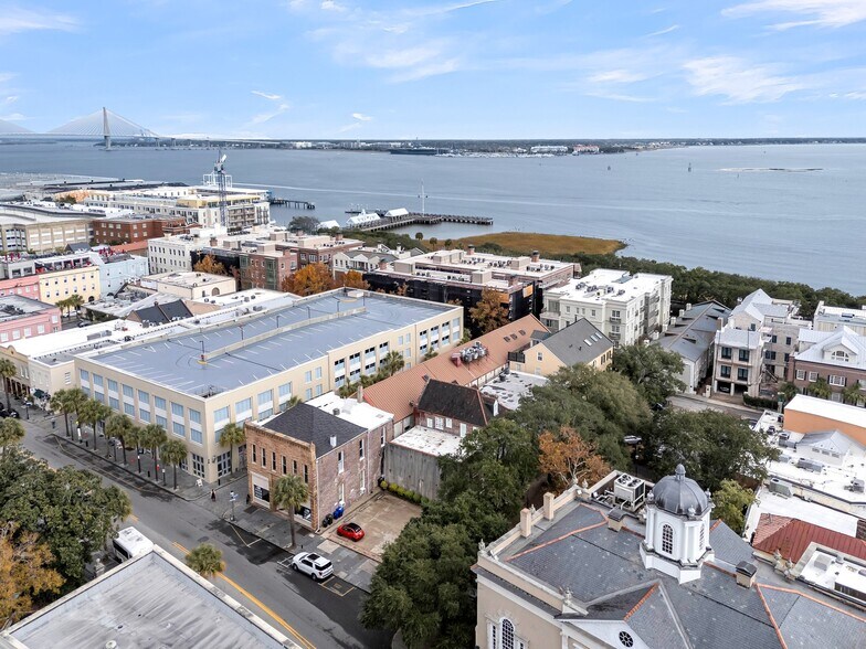 12 Gillon St, Charleston, SC à louer - Photo de l’immeuble – Image 2 sur 22